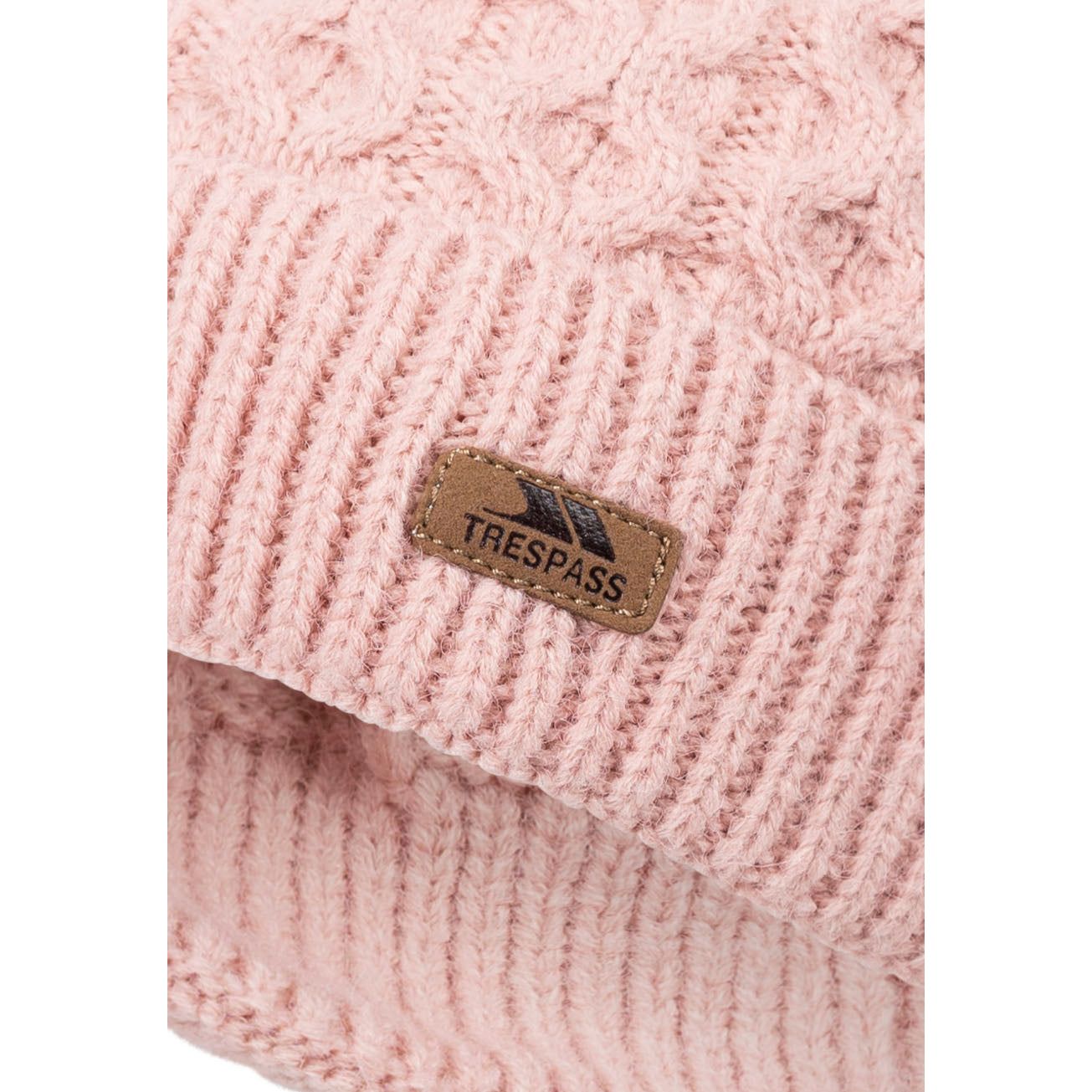 Freja Women's Chunky Knitted Hat in Misty Rose