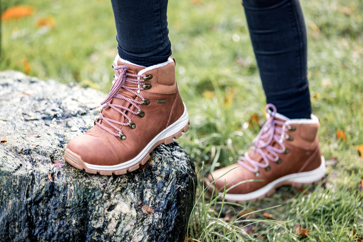 Blair Womens Waterproof Hiking Boots in Light Brown