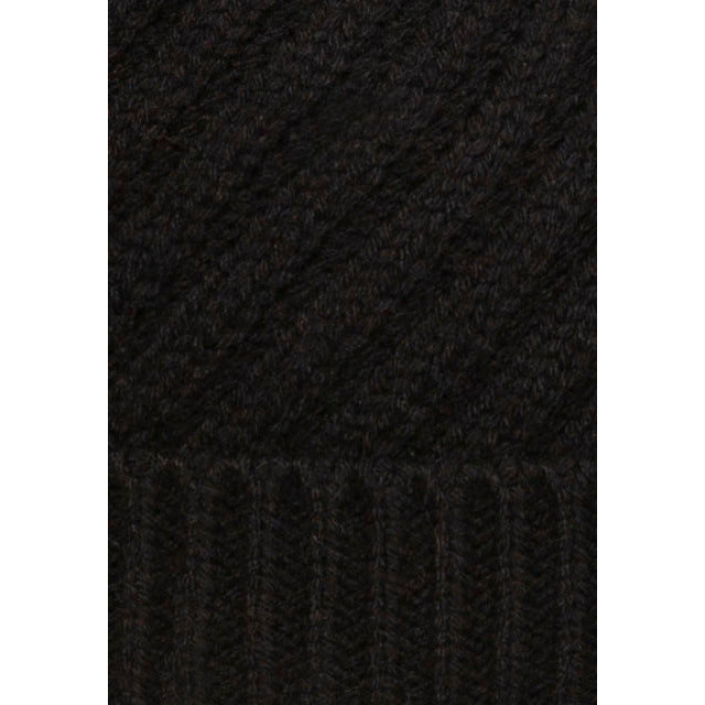 Twisted Womens Knitted Hat in Black with Lining