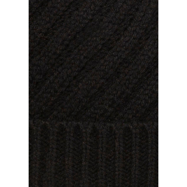 Twisted Womens Knitted Hat in Black with Lining