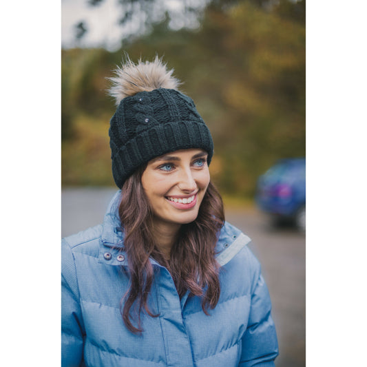LILLIA WOMEN'S KNITTED BOBBLE HAT - BLACK