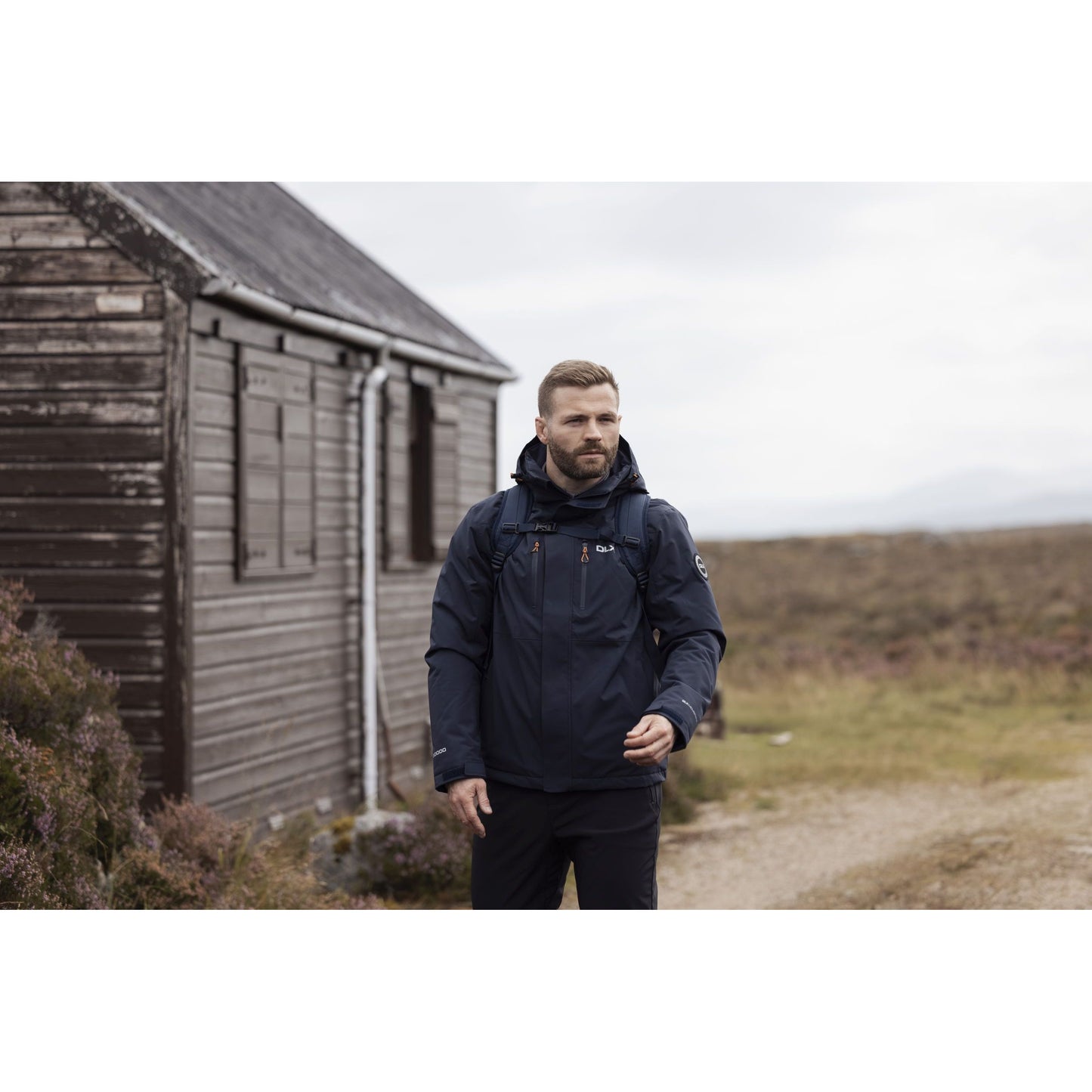 Oswarm Men's DLX Padded Waterproof Jacket in Dark Flint