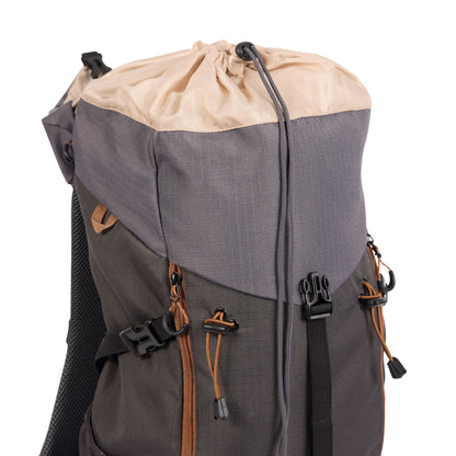 Pass 35 Hiking Rucksack 35L in Dark Grey