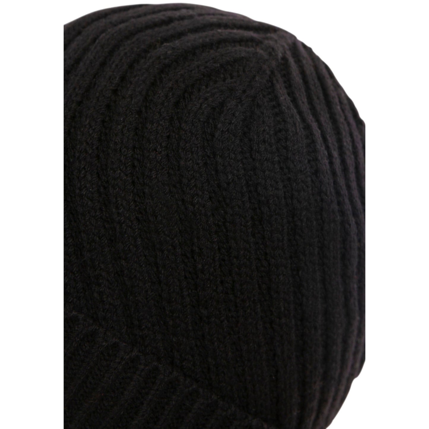Twisted Womens Knitted Hat in Black with Lining