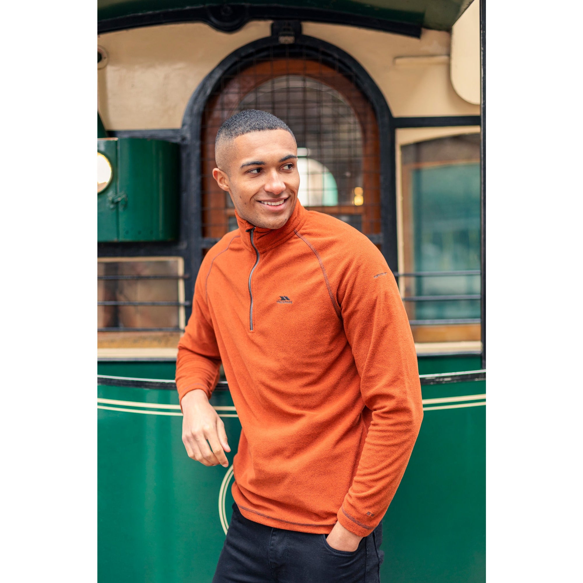 Keynote Men s Half Zip Fleece Top in Burnt Orange